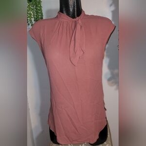 Camber & Grace Sleeveless Dusty Rose Top XS